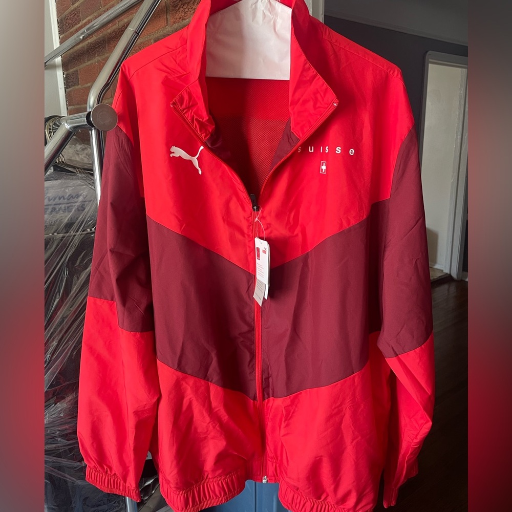 Puma Wind Breaker - Picture 1 of 3